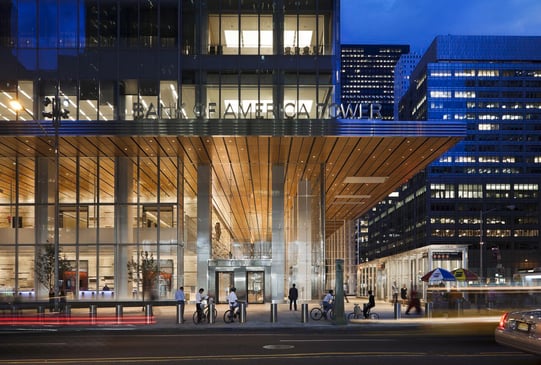 Imagem mostra o Bank of America Tower, EUA